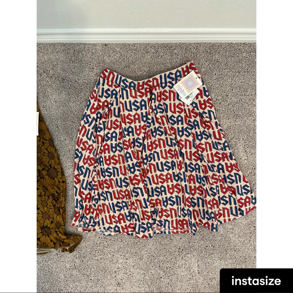 LulaRoe, USA Medium, Madison style🦋